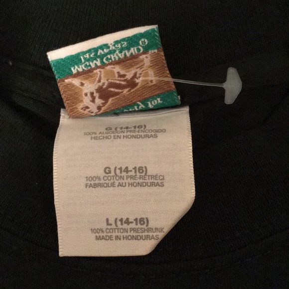 NEVER WORN MGM GRAND GIRLS TEE SHIRT SIZE L 14/16 - Picture 4 of 4